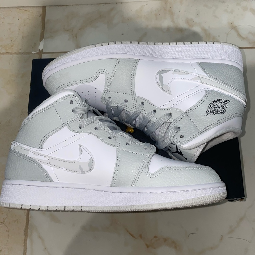 Air Jordan 1 Mid GS Grey Camo